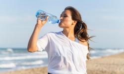 Beber água é tão importante quanto ter uma alimentação saudável!